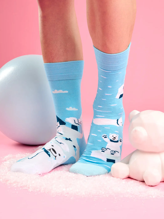 regular-socks-fishing-polar-bear-02-63/6362e1e57011a726f17de5e489e8ce532613cea4