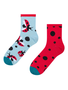Lustige Crewsocken Marienkäfer und Punkte