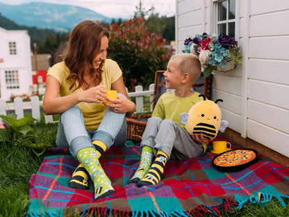 kids-socks-bees-1-7e/7e93be6356cafca19fc2440086b67c752a0cb675