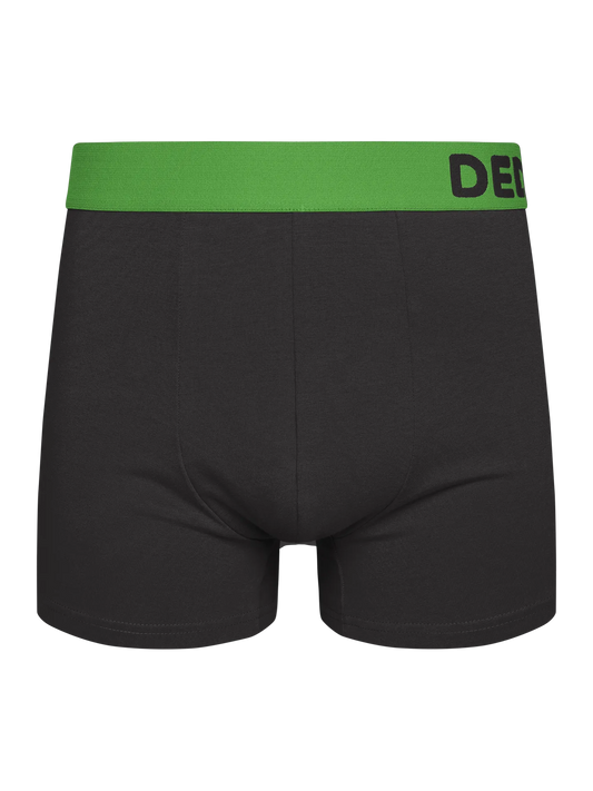 black-mens-trunks-1-2b/2be8cd3590a2c0f96638a29e09a8cd9c7932802b