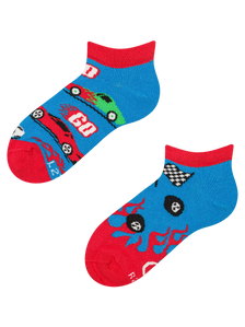 Lustige Knöchelsocken für Kinder Schnelle Autos