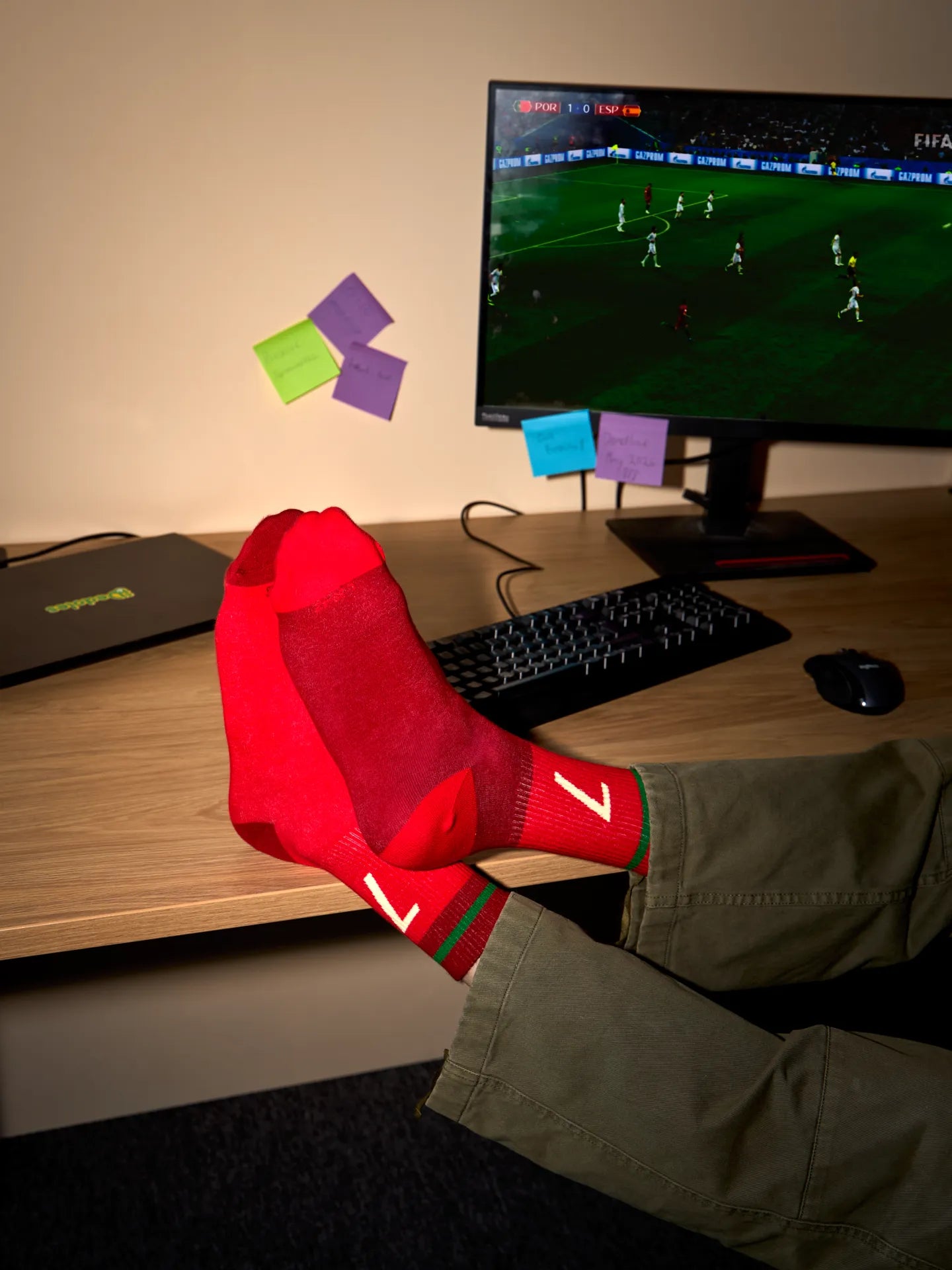 ribbed-mid-calf-socks-portuguese-football-legend-3c/3c4751e5a3ab85988fb16bcec5fcdd4c5cfc8e13