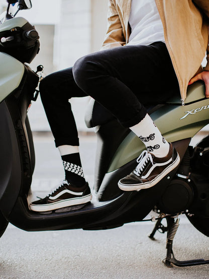 regular-socks-motorbike-02-da/dabd53507dc9ac47a4e35af9b17b7605081e5727