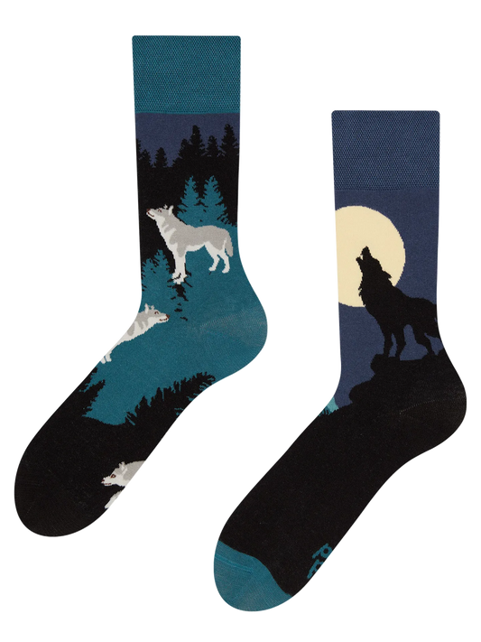 regular-socks-moon-wolf-02-0f/0fde5fedfd9fac0fbe19d5a9e5b1e57256bd19b6