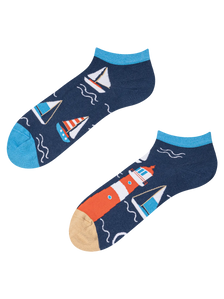 Lustige Knöchelsocken Leuchtturm und Segelboote