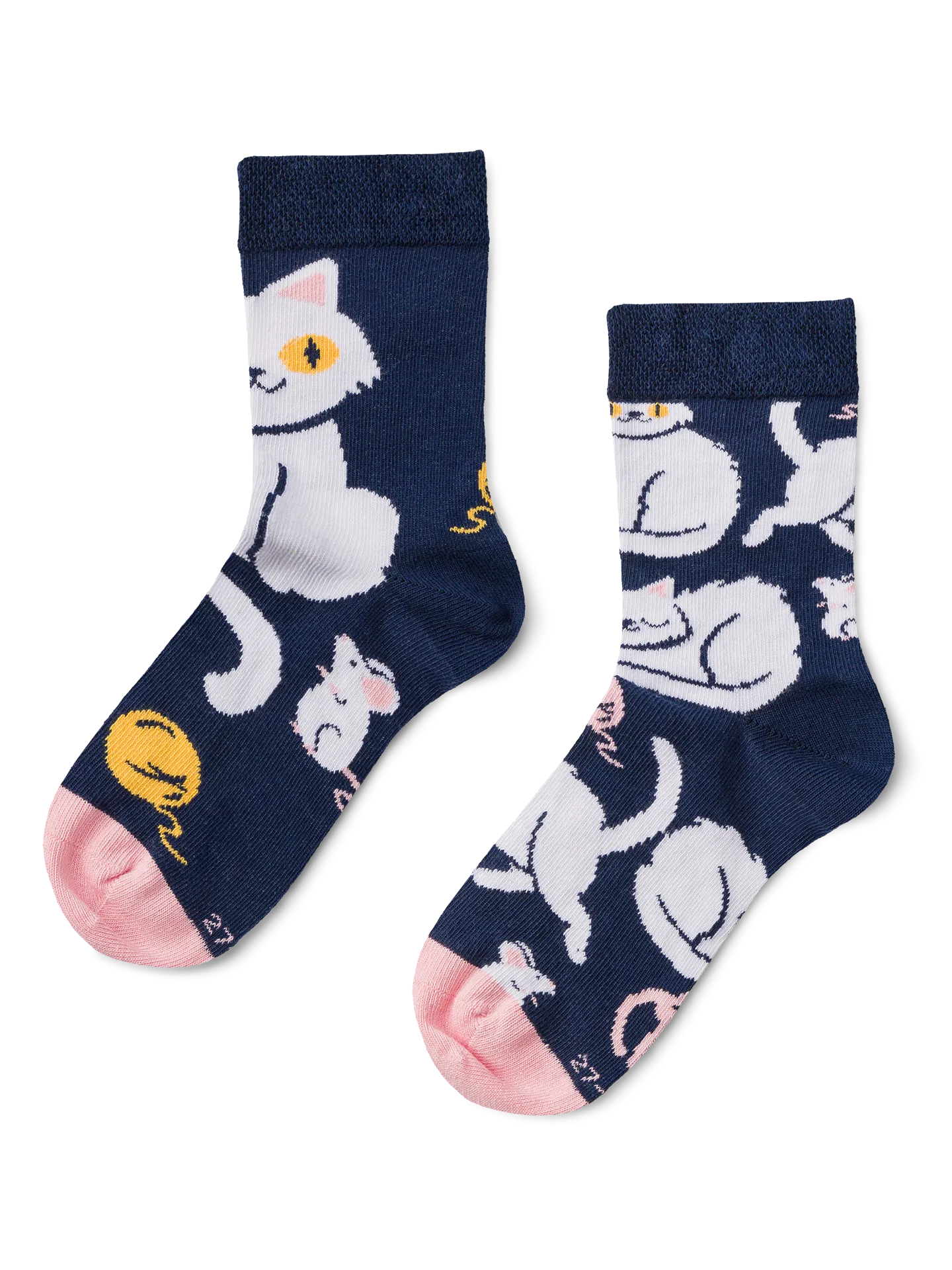 kids-socks-playful-kitty-48/48d9dc63dec0e73fed447ae68bc3994305b6239d