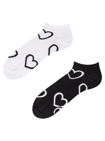 Lustige Knöchelsocken Schwarze und weiße Herzen