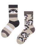 Lustige warme Socken für Kinder Glücklicher Waschbär
