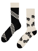 regular-socks-motorbike-02-d8/d8a22ed52ebf72993a2f2260890f3cf6bc4b745b