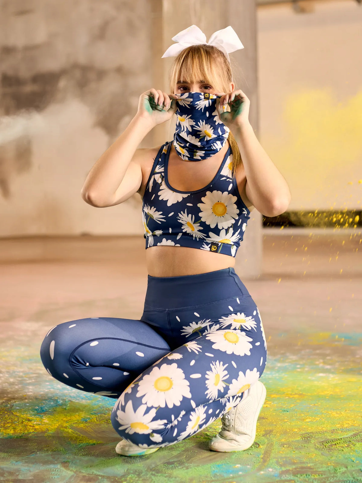 gym-leggings-spring-daisies-7c/7ca602094327399ecd45c4de6d4681ecd7ddb382