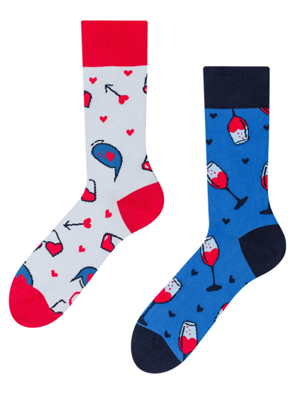 regular-socks-first-date-fd/fdc9c056f5efd2a6b36dee62bece2b9f0c485417
