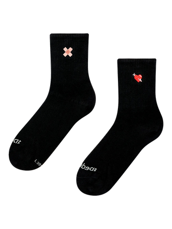 Gerippte Mid-Calf-Socken Still Healing