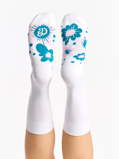 regular-socks-pastel-flowers-9b/9b348f3005f9b8b75f5f6846d594903096d7e06b