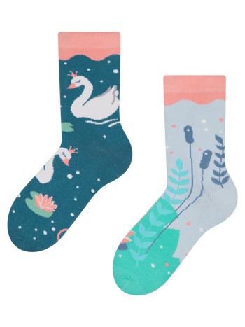 Lustige Kindersocken Schwäne