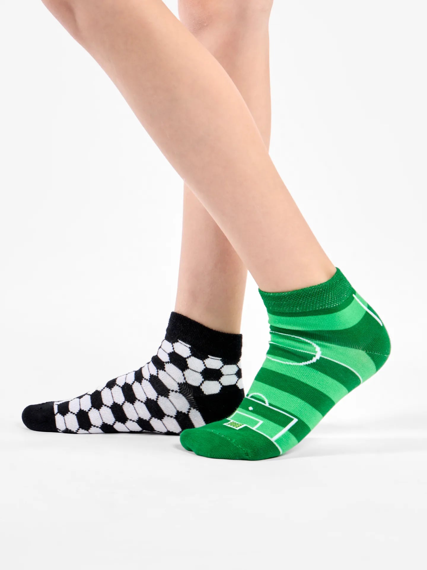 kids-ankle-socks-football-okt-da/dace2b4ae295a873d15987ef155ab754417015a6