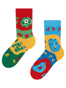 Lustige Kindersocken Erste Buchstaben