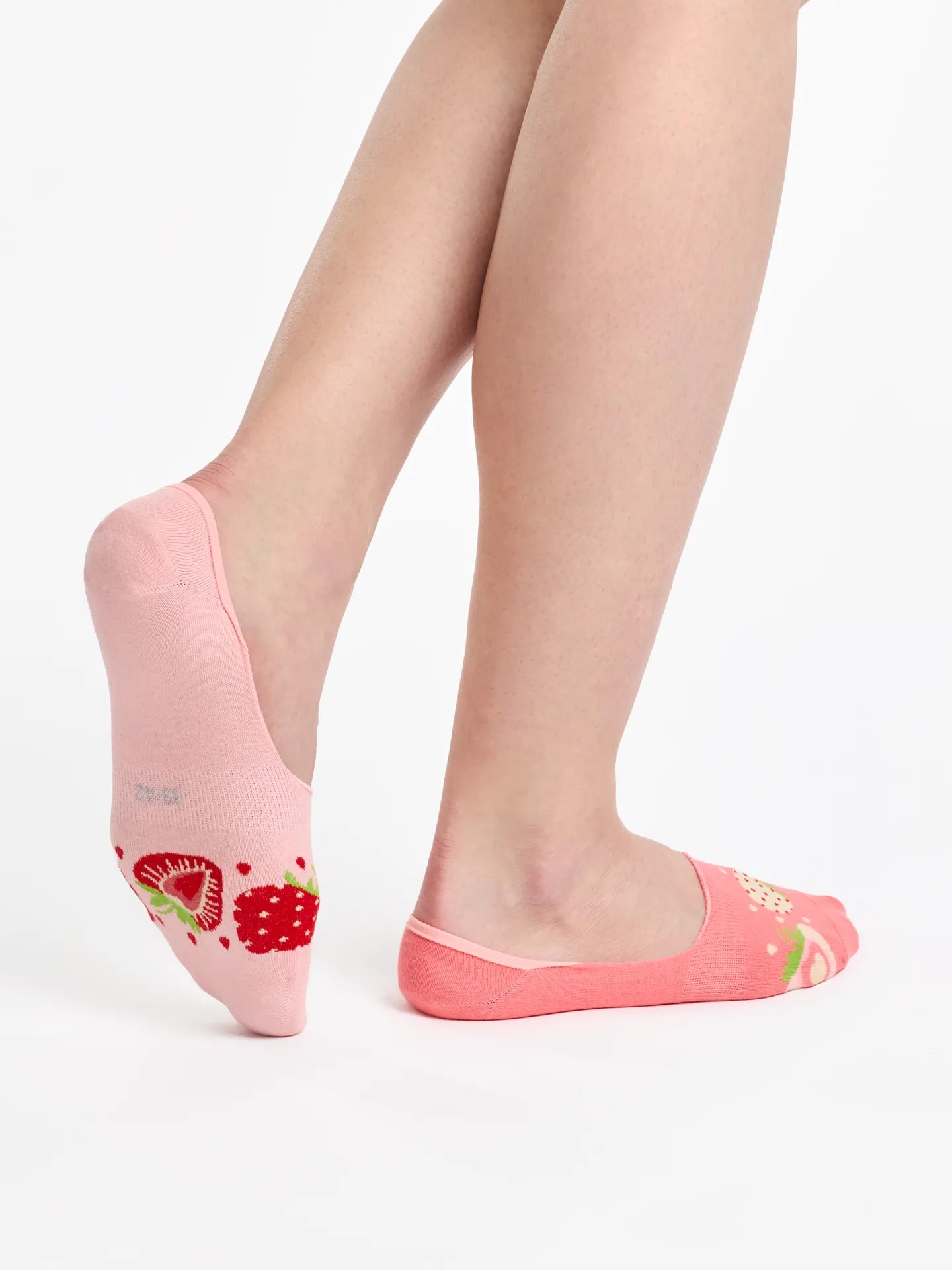 no-show-socks-sweet-strawberries-d2/d2e555cebfb6829377ada4b4394aa6be175df7a7