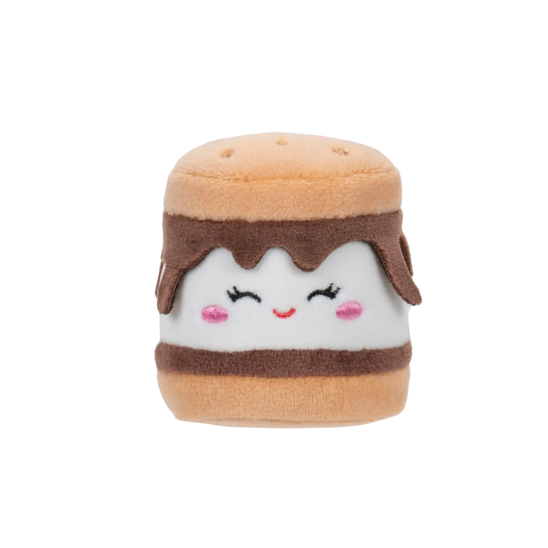 squishmallows-micromallows-4-pack-wendy-jeanne-carmelita-lucia-d4/d402df4dd4631a463e4cee534c335301a0b9cdd7