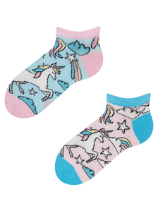 Lustige Knöchelsocken für Kinder Regenbogen-Einhorn