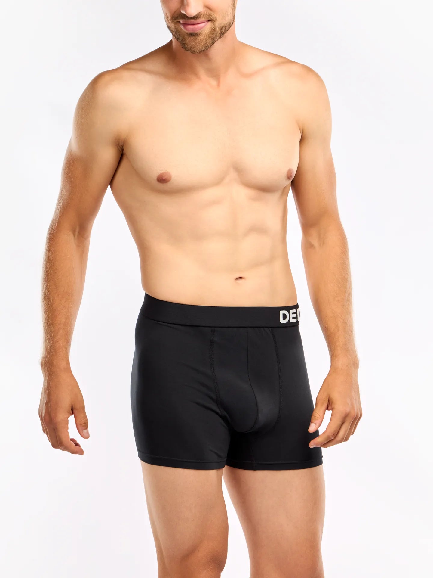 black-white-mens-trunks-1-e0/e0e6cce8305eb0b73b2b45337fdea277950331bb