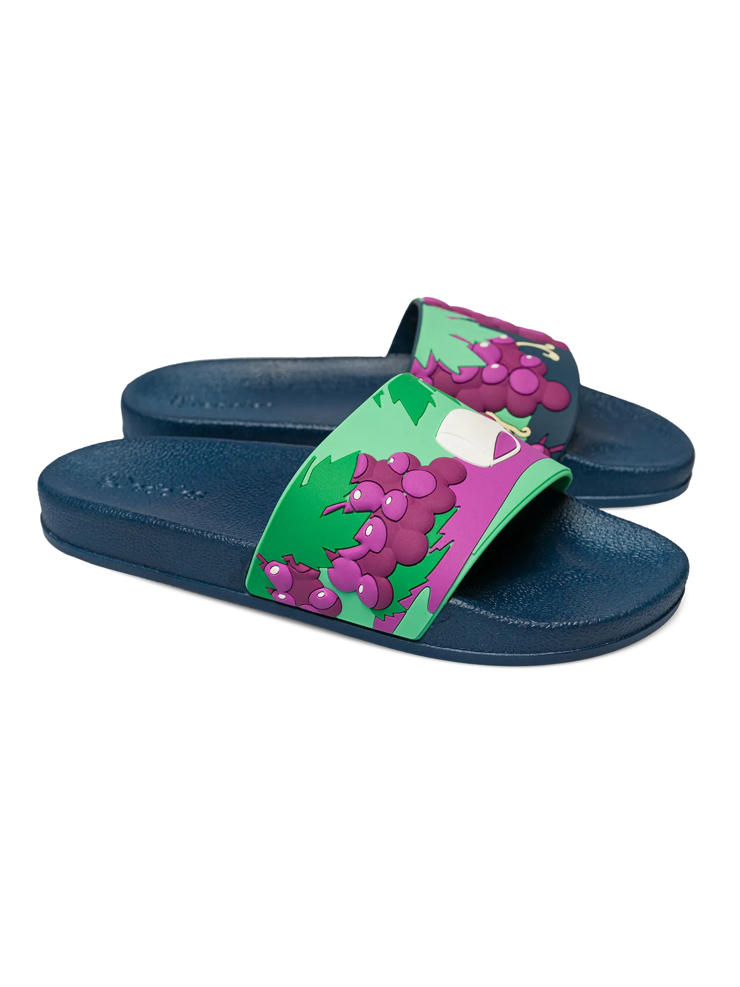 slides-wine-grapes-f4/f4dc8ac23ee358637f9992b36716970dd757beb0