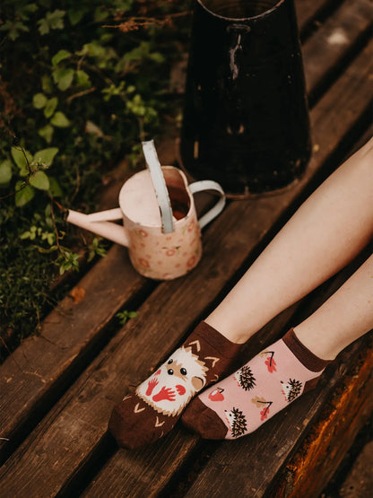 ankle-socks-hedgehog-02-68/688dd4def52b617116fed42608c1c12825676e8f