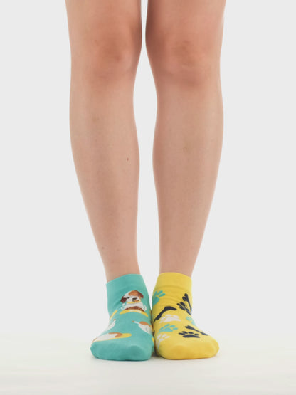 Lustige Knöchelsocken Fröhlicher Hund